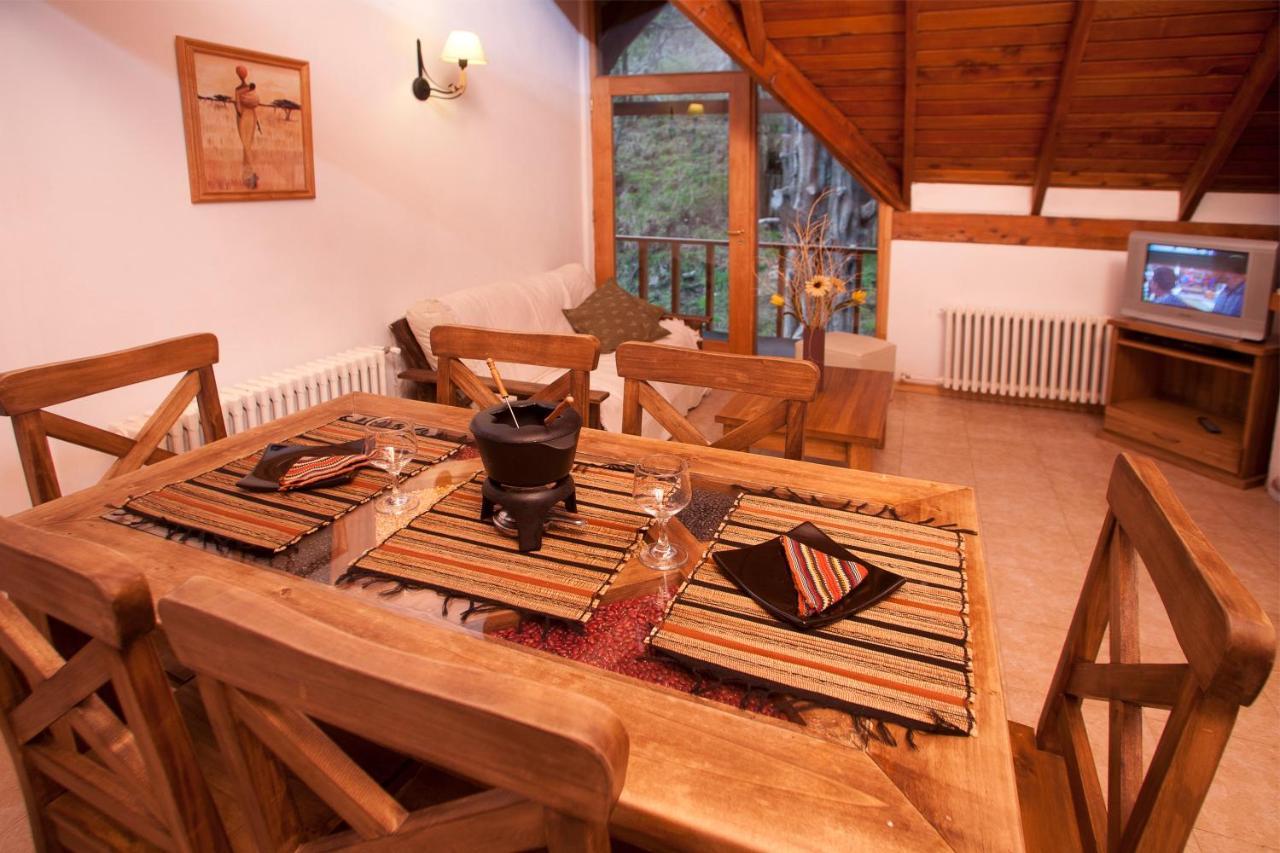 卡瓦尼亚斯卢卡旅福酒店 San Martín de los Andes 客房 照片